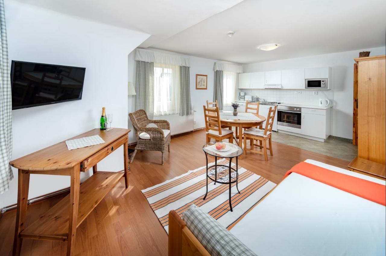Minerva Hotel Špindlerŭv Mlýn Luaran gambar