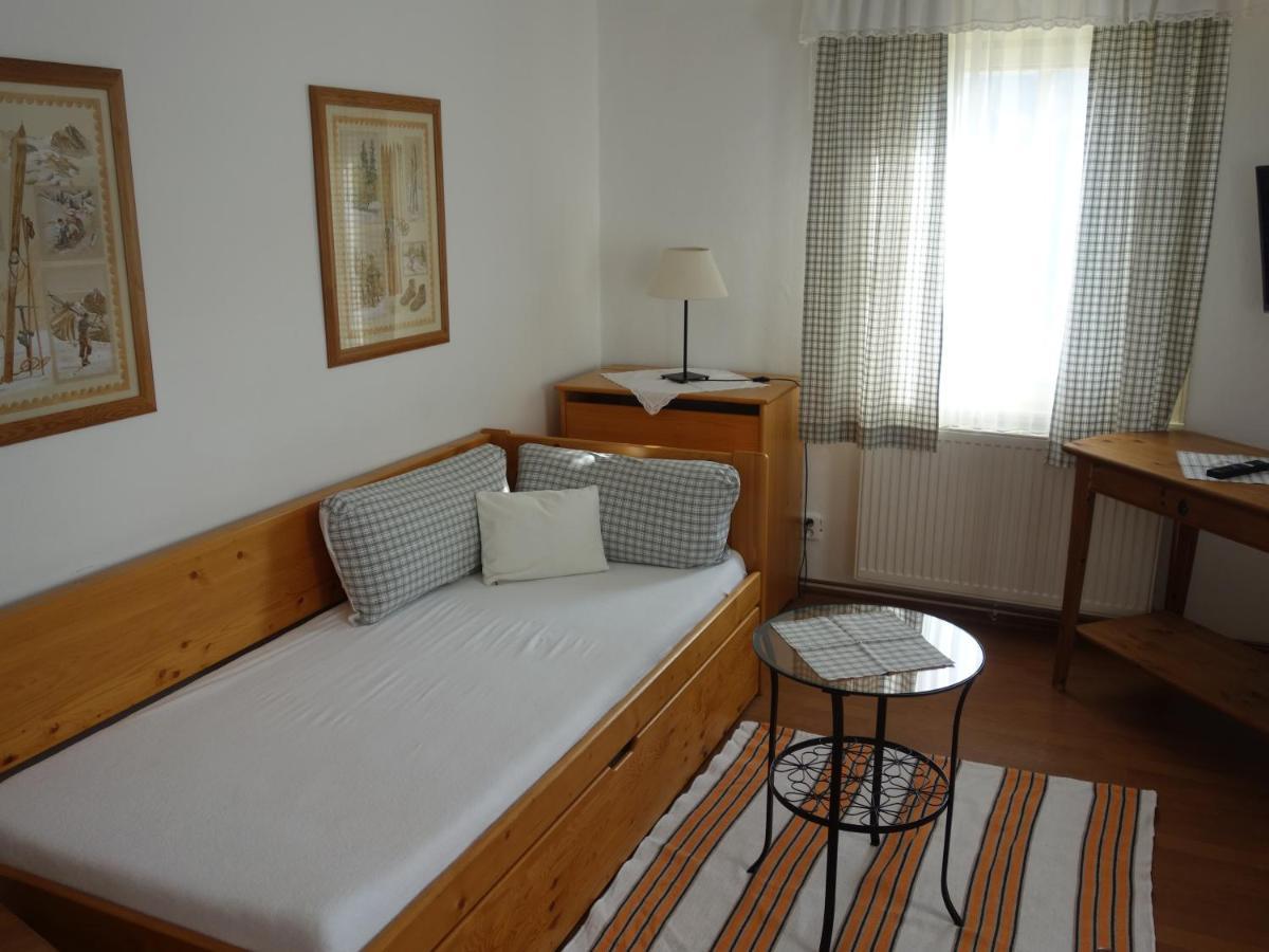 Minerva Hotel Špindlerŭv Mlýn Luaran gambar