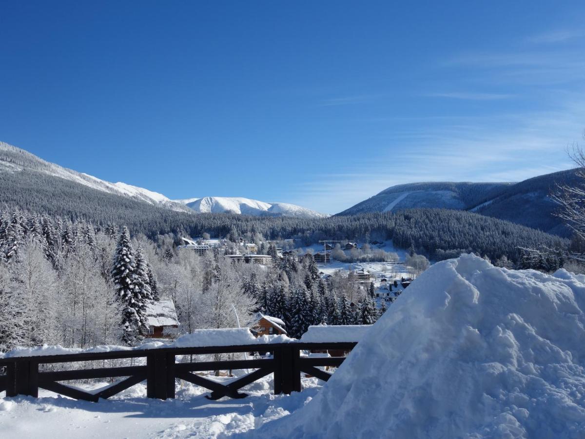 Minerva Hotel Špindlerŭv Mlýn Luaran gambar